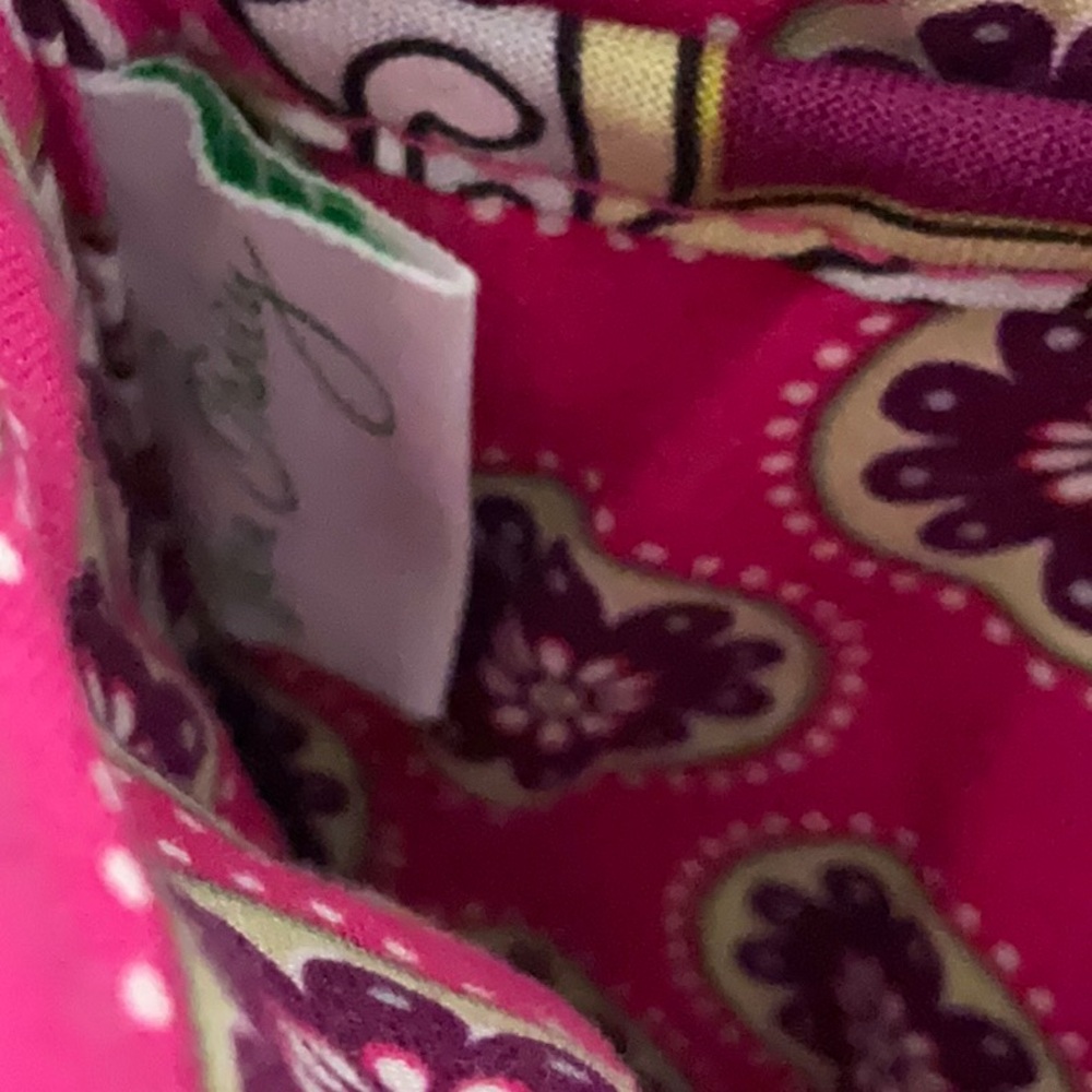 Vintage Vera Bradley Retired Very Berry Paisley Crossbody Bag NWOT - Picture 4 of 15